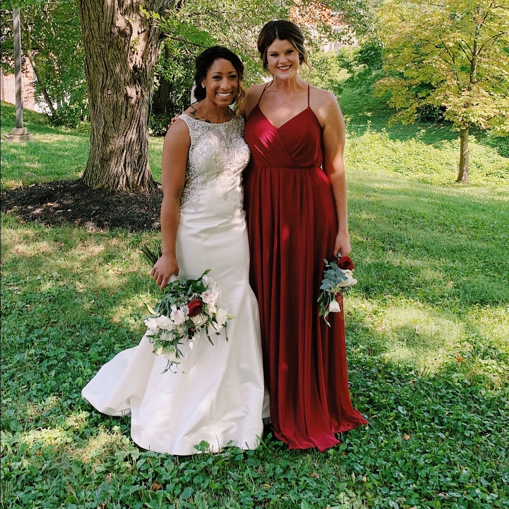 AZAZIE Darcy dress in Burgandy (size 12/14)